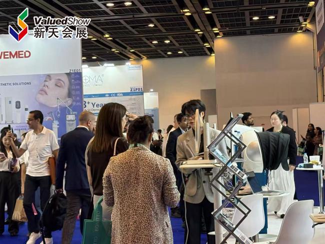 新天现场播报｜2026中东迪拜激光美容展 Dubai Derma 已火热开展！